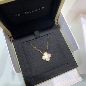 VCA Four-leaf Clovers necklace vcajw551-kd