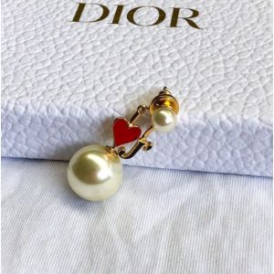 Dior 2019 Chinese Valentine’s Day series earrings diorjw233