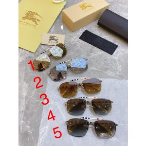 Burberry Sunglasses be3695