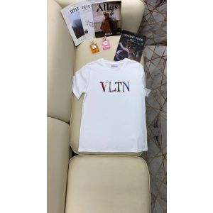 Valentino T-shirt vaxm198403081