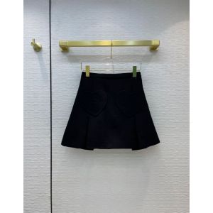 Dior Skirt - DIORAMOUR MINISKIRT WITH HEART-SHAPED POCKETS Black Wool and Silk Reference: 151J62A1166_X9000 dioryg340008091a