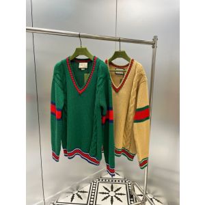 Gucci Wool Sweater - Twist knit V-neck sweater Style  ‎599310 XKA32 2602 gghh393011231