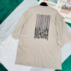 Balenciaga T-shirt Unisex - BARCODE WIDE FIT T-SHIRT Product ID: 661715TKVE51070 bbsd301006101b