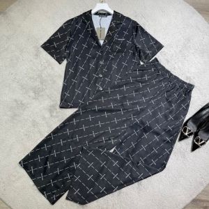 Balenciaga Suit / Pajamas bbxm257704221a