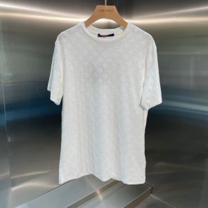 Louis Vuitton Luxury T-Shirts (1AATJK)