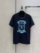 Louis Vuitton T-shirt - 1AAEQF LV BADGE GRAPHIC T-SHIRT lvyg5063070222