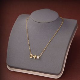 Shop Louis Vuitton Petit louis necklace (M00368) by かなかなフェーブル